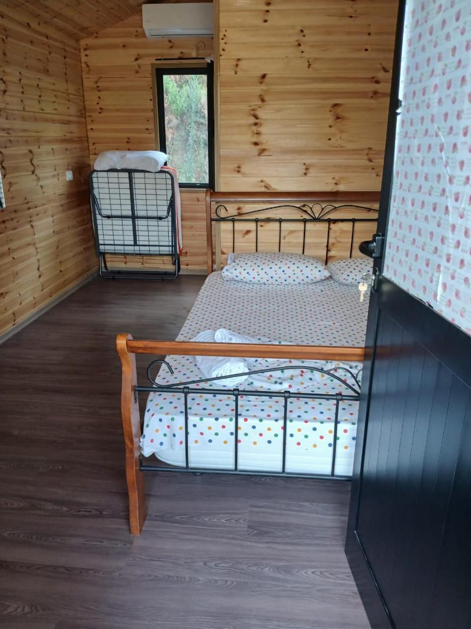 Apartament Ullishte